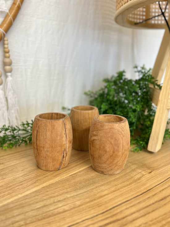 Set of 3 wooden cups