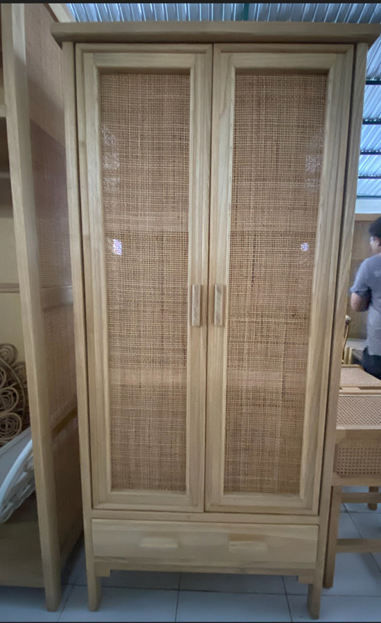 Wardrobe with Draw