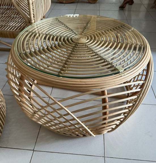 Rattan Coffee table with glass top